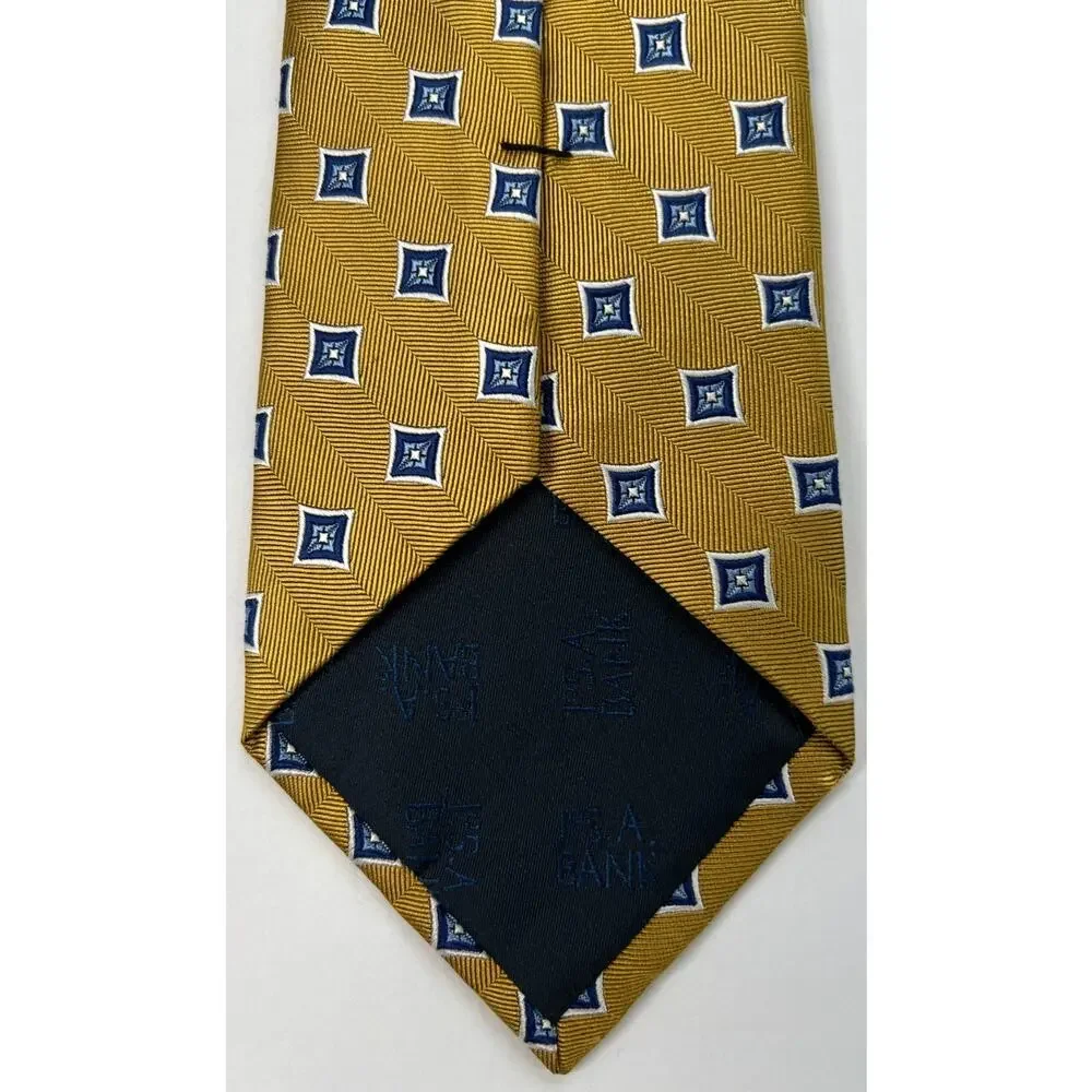 Jos A Bank 100% Silk Tie Gold Blue Geometric Herringbone Classic
